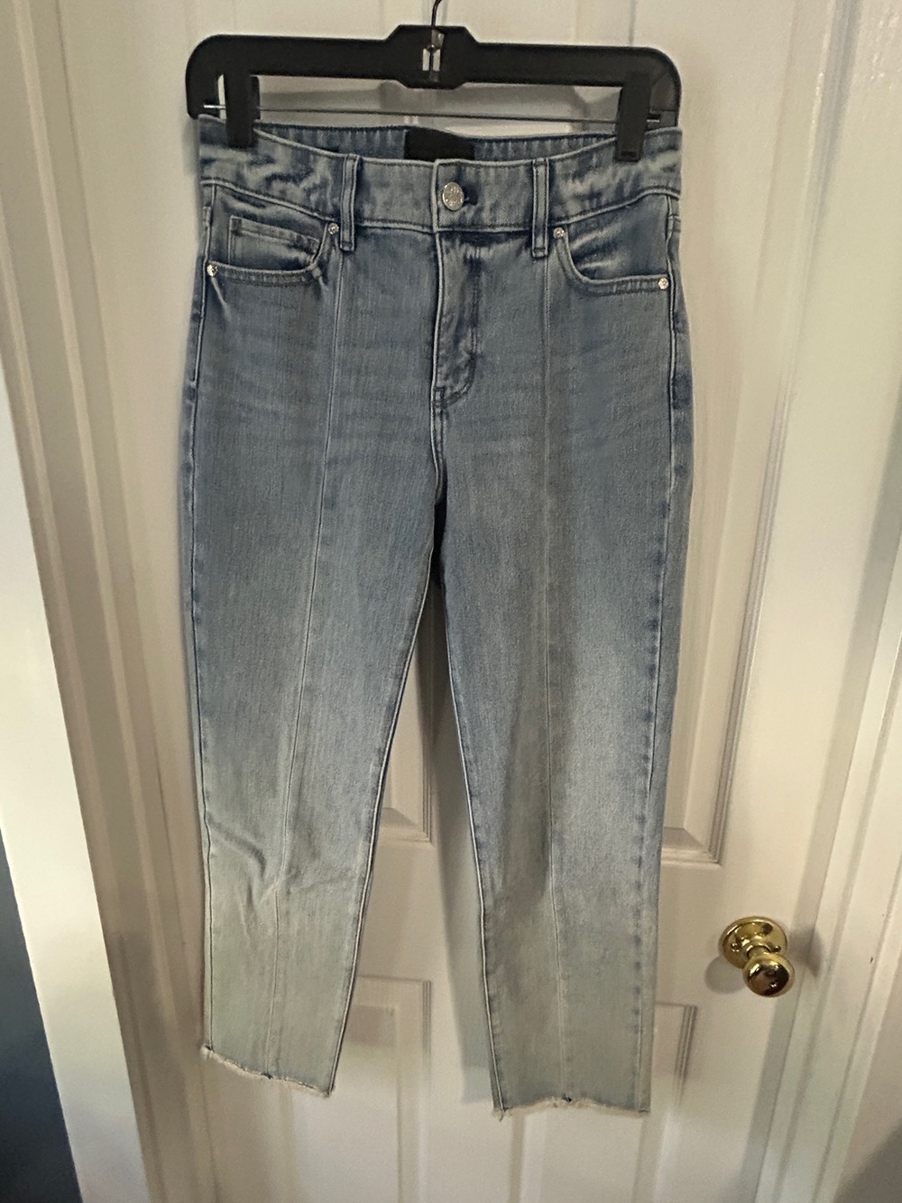 White House Black Market Light Blue Cropped Straight Jeans